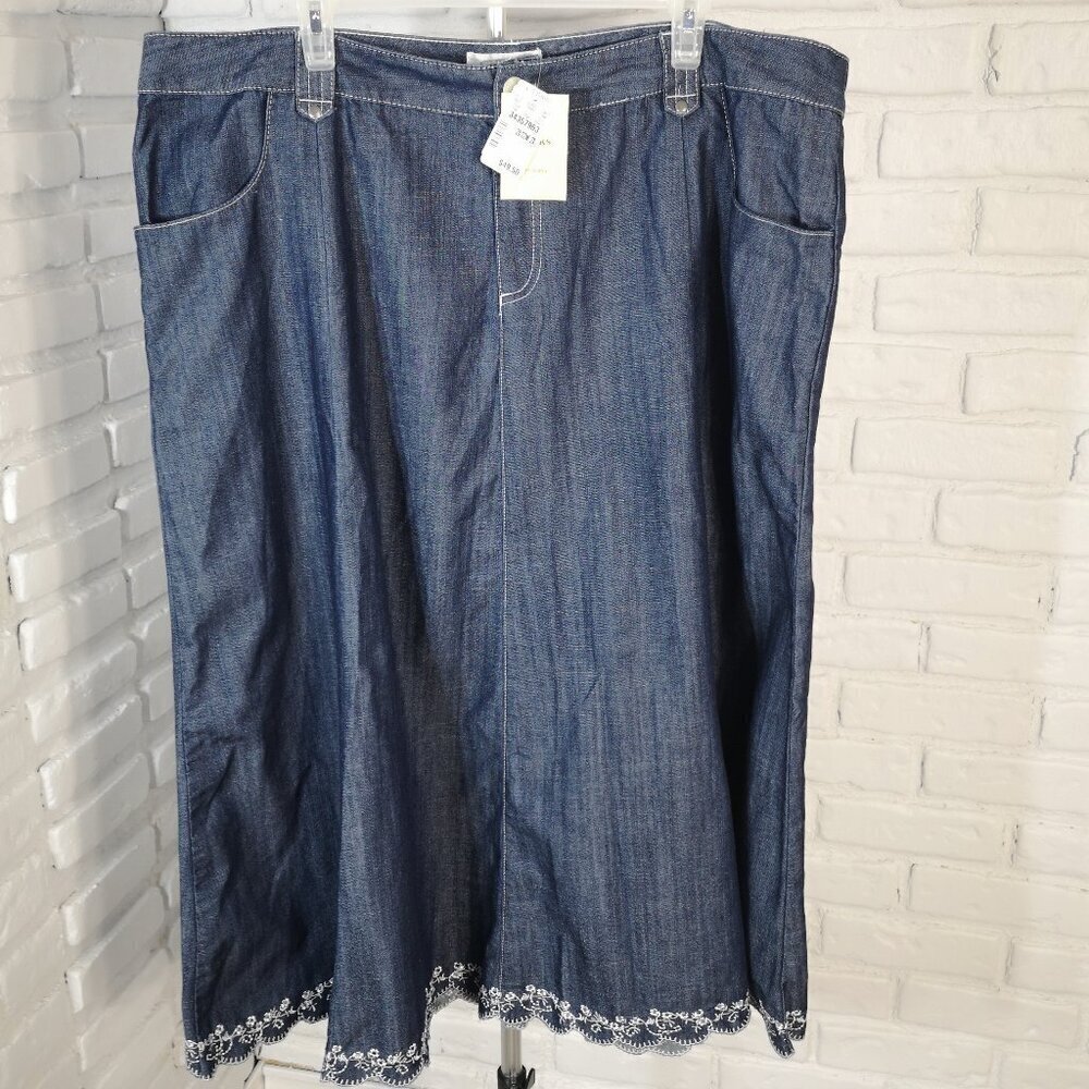 NWT C.J. Banks Ladies Size 2X A-line Midi Denim Skirt w/ Embroidered Bottom
